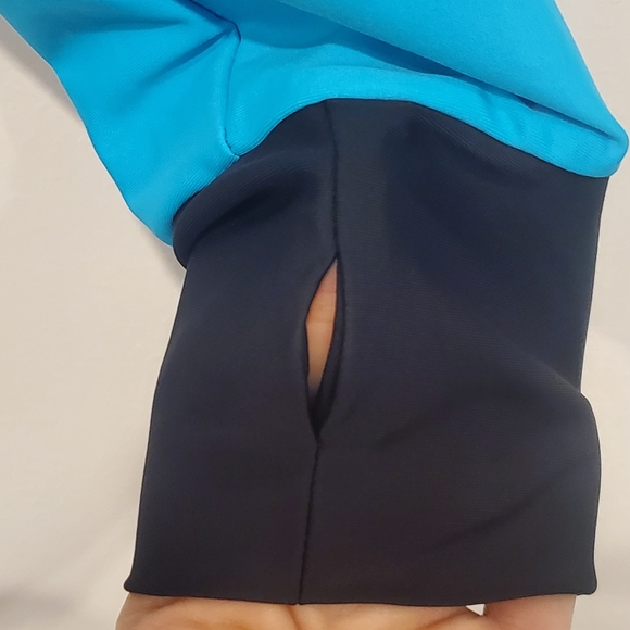 Women's Plus Size 2XL Swimwear Rash Guard Shirt Padded Bra Sea Blue Black Aztec - Picture 4 of 7